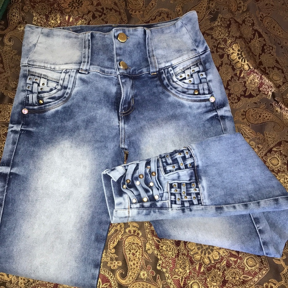 Colombian Jean